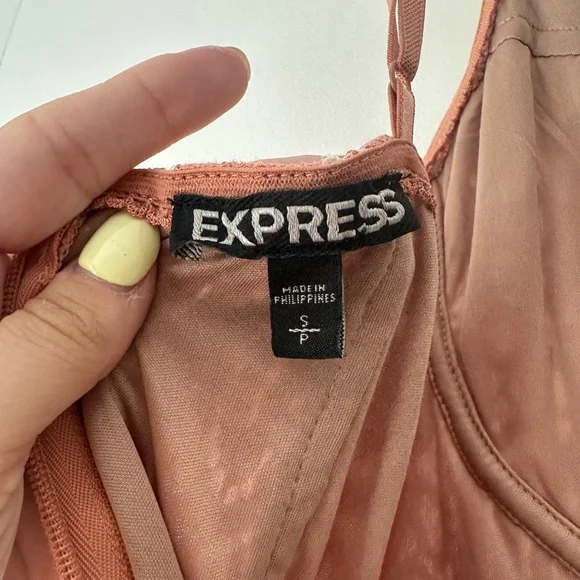 Express Pink Lace Bodycon Mini Dress - Picture 8 of 9